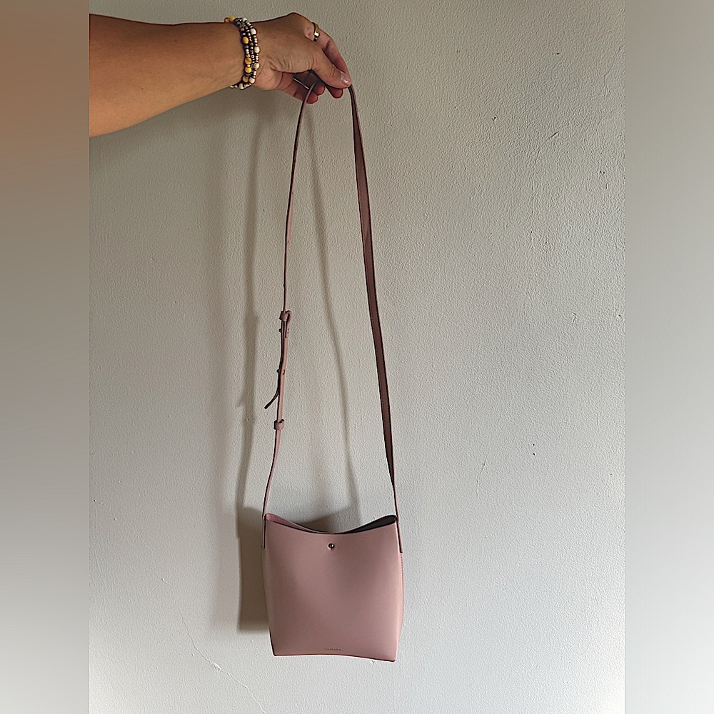 Like New Samara Pink Crossbody Purse Vegan Leather Pink Bag Blush Pink Sling‎